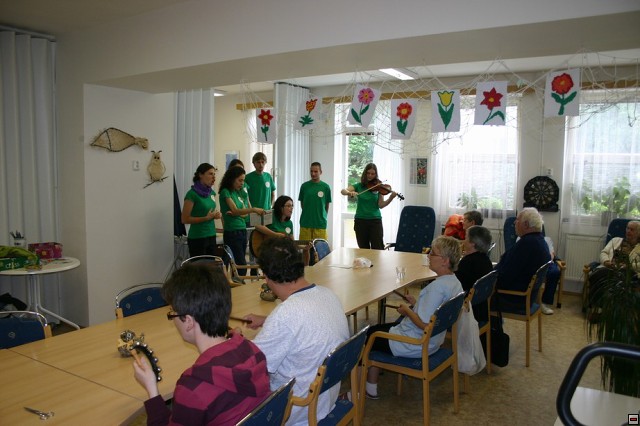 img00018.jpg
